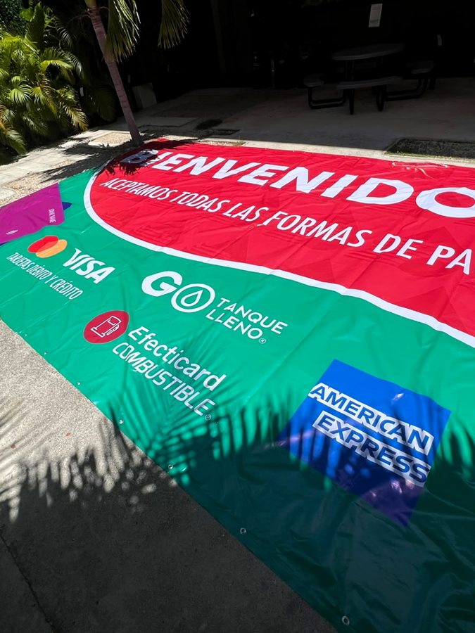 Lona impresa para gasolinera